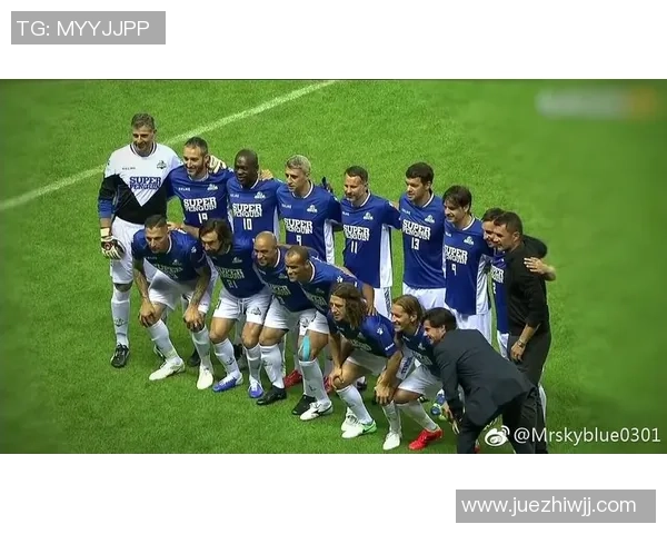 马赛克拼图挑战揭秘足球明星 看你能认出多少位传奇球员